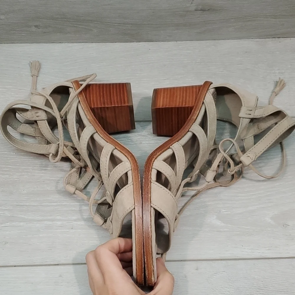 Frye Womens Gladiator Brielle Heels Suede Sandals shoes sz 8.5M